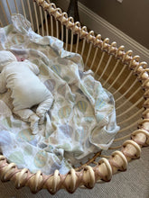 Load image into Gallery viewer, Pastel Air Balloon Muslin Blanket