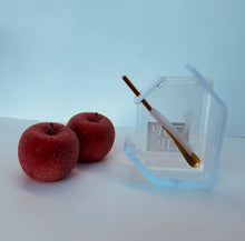 Load image into Gallery viewer, Waterdale Honey Dish Gift
