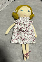 Load image into Gallery viewer, Doll
